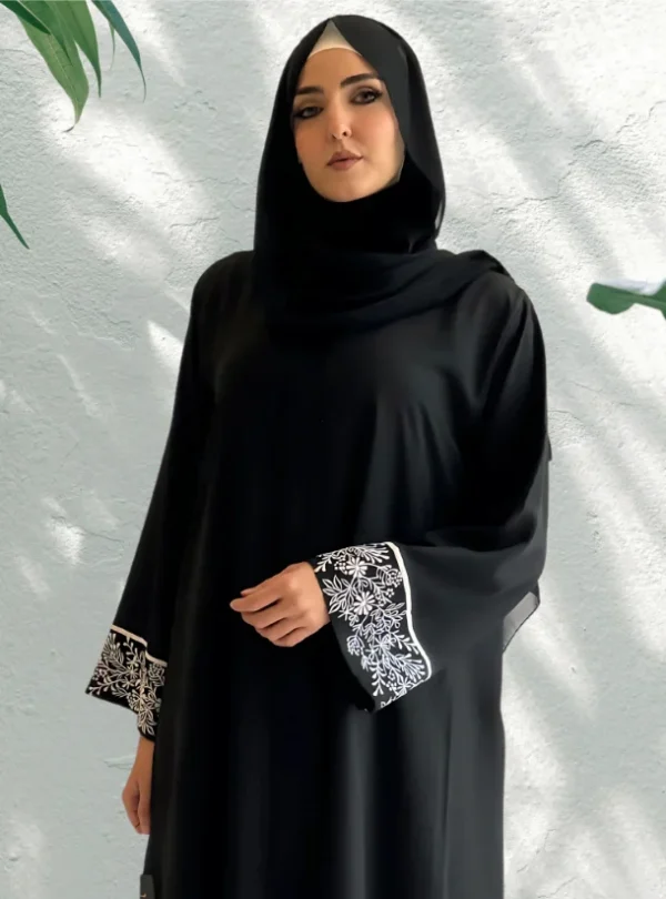 W108 Black Abaya