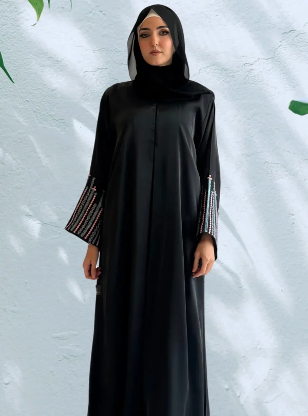 W103 Black Abaya
