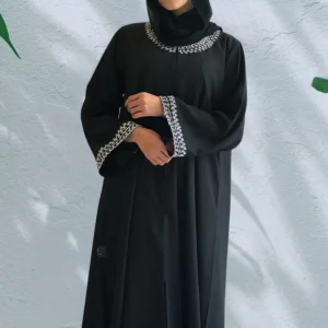 W113 Black Abaya